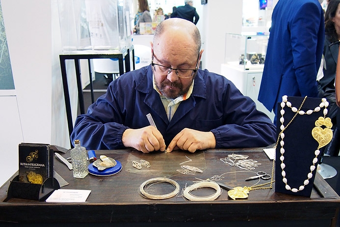 A arte do filigrana, joias de ouro e prata à portuguesa