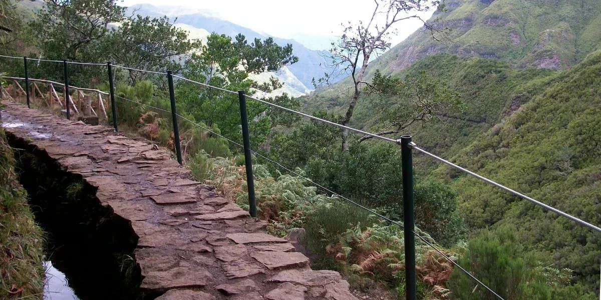 As levadas da Madeira, tesouros de engenharia hidráulica