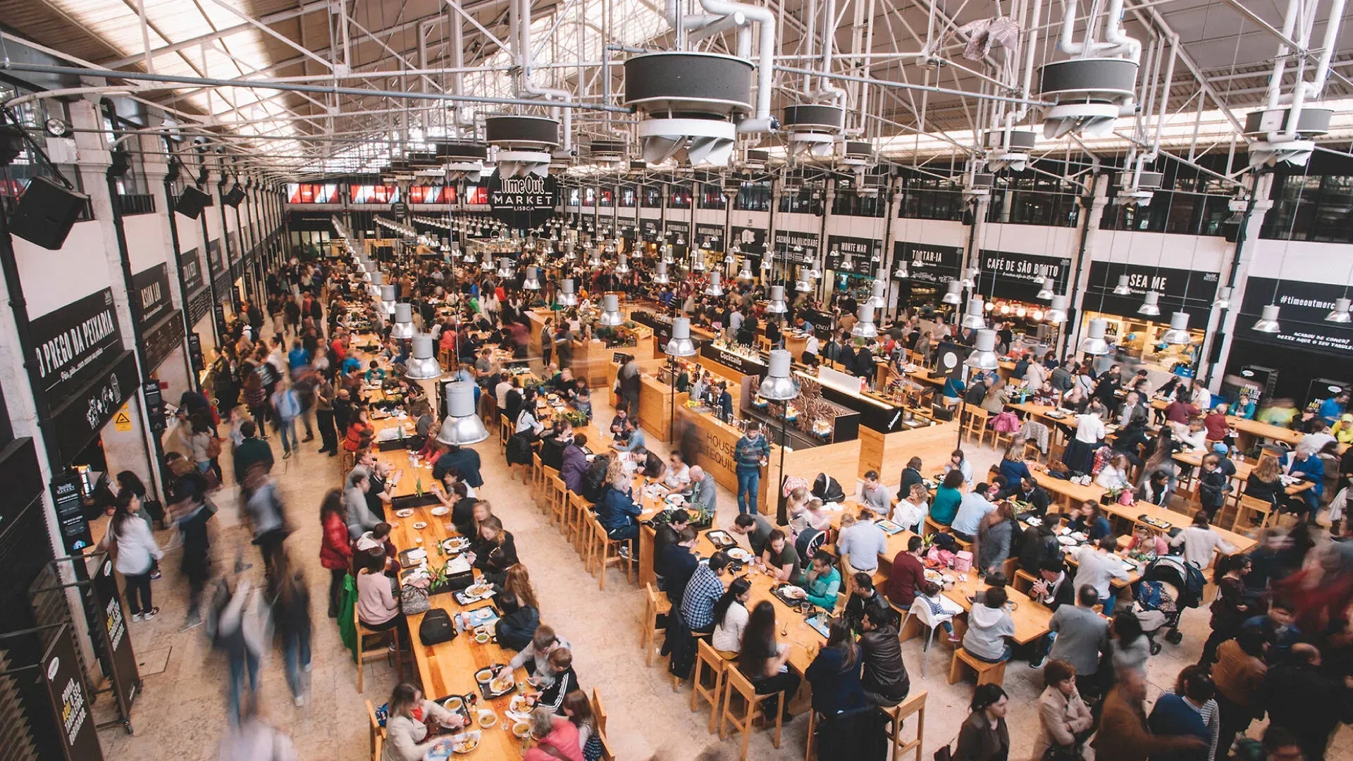 Os mercados tradicionais, onde procurar e saborear o local?