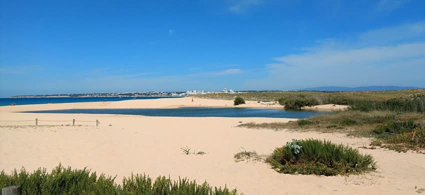 As praias de Nazaré e as suas ondas gigantes